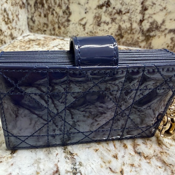 Christian Dior Lady Dior Jasmine Card Holder- Excellent Like New Condition - Picture 2 of 8